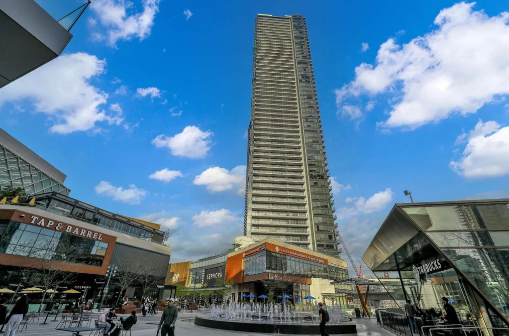 Condo for sale at 5008 1955 Alpha Way Burnaby British Columbia - MLS: R3115652