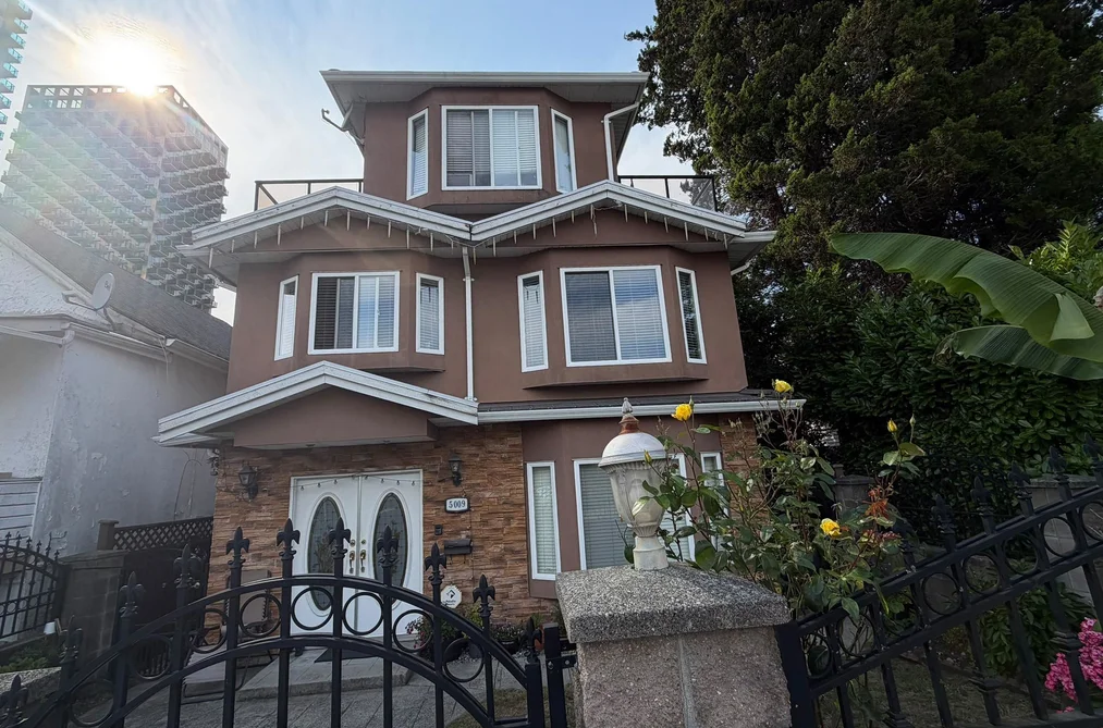 House for sale at 5009 Payne Street Vancouver British Columbia - MLS: R3145961