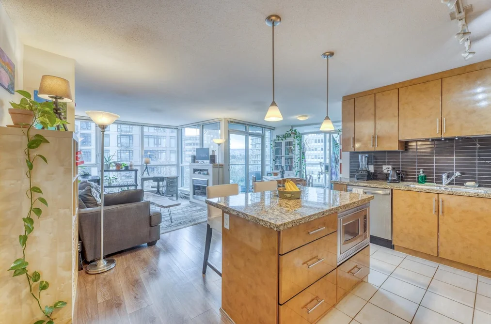 501 1189 MELVILLE STREET, Vancouver BC V6E 4T8, Vancouver BC — Residential for Sale - Photo 2
