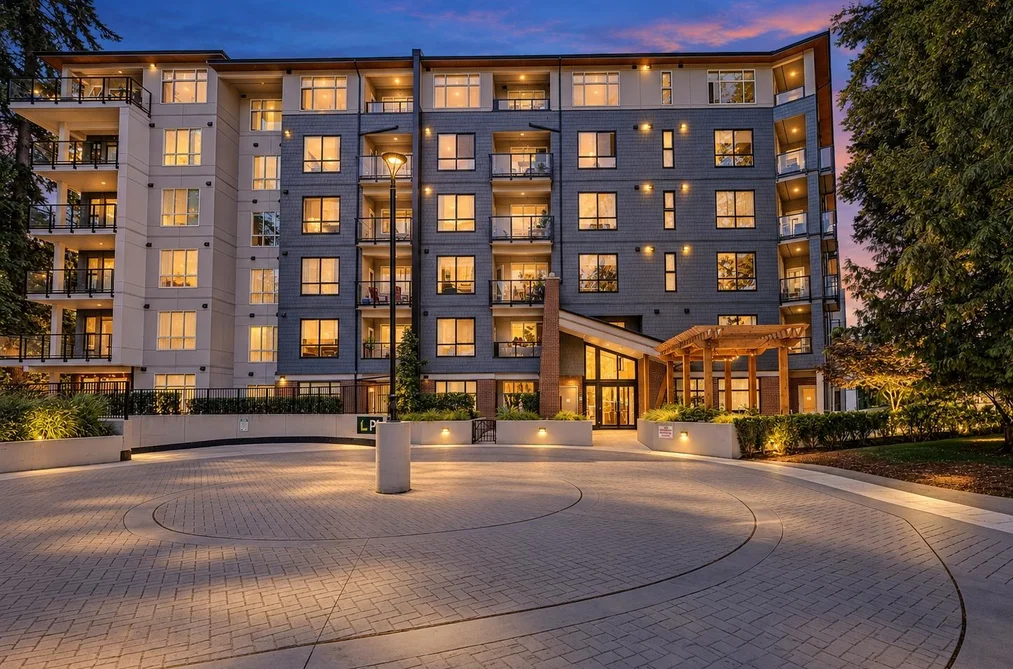 Condo for sale at 501 3438 146a Street Surrey British Columbia - MLS: R3167048