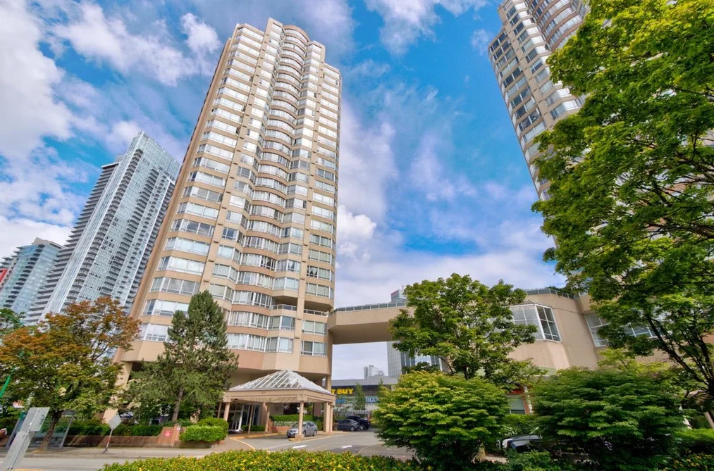 Condo for sale at 501 6220 Mckay Avenue Burnaby British Columbia - MLS: R3156786