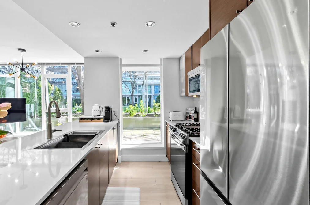501 7371 WESTMINSTER HIGHWAY, Richmond BC V6X 0B4, Richmond BC — Residential for Sale - Photo 2