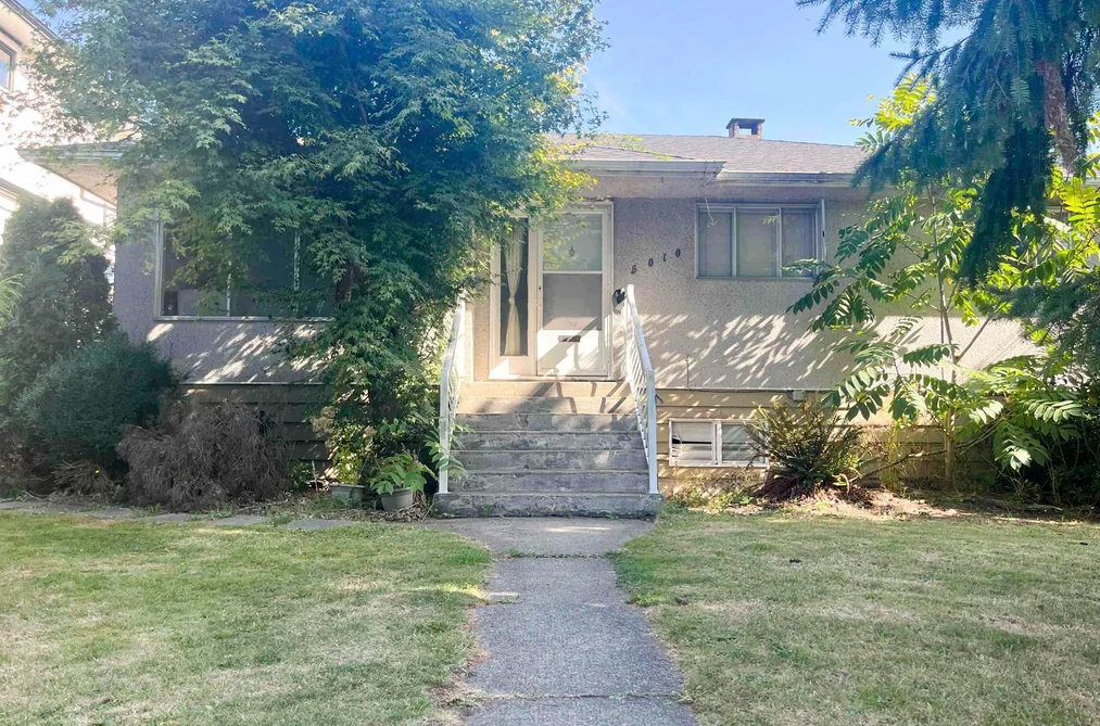 House for sale at 5010 Lorraine Avenue Burnaby British Columbia - MLS: R3152268