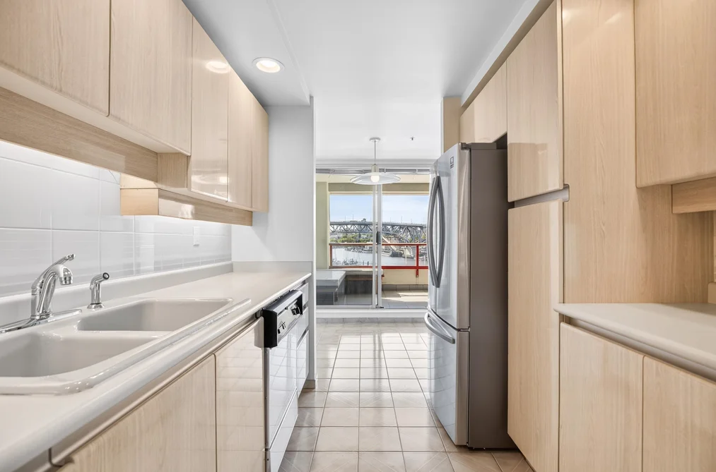 502 1012 BEACH AVENUE, Vancouver BC V6E 1T7, Vancouver BC — Residential for Sale — Photo 12 of 24