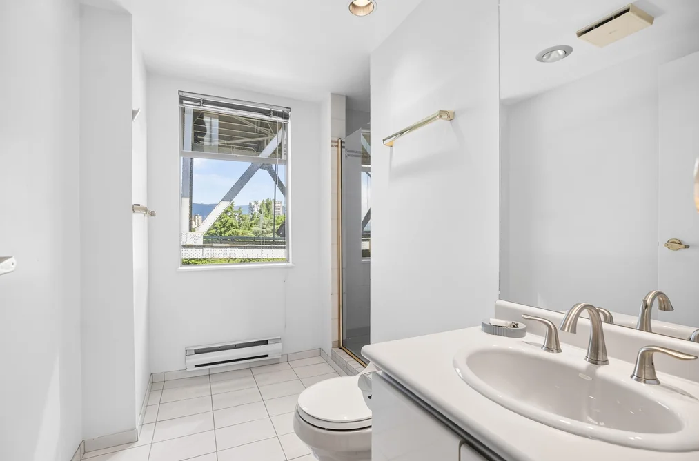 502 1012 BEACH AVENUE, Vancouver BC V6E 1T7, Vancouver BC — Residential for Sale — Photo 18 of 24