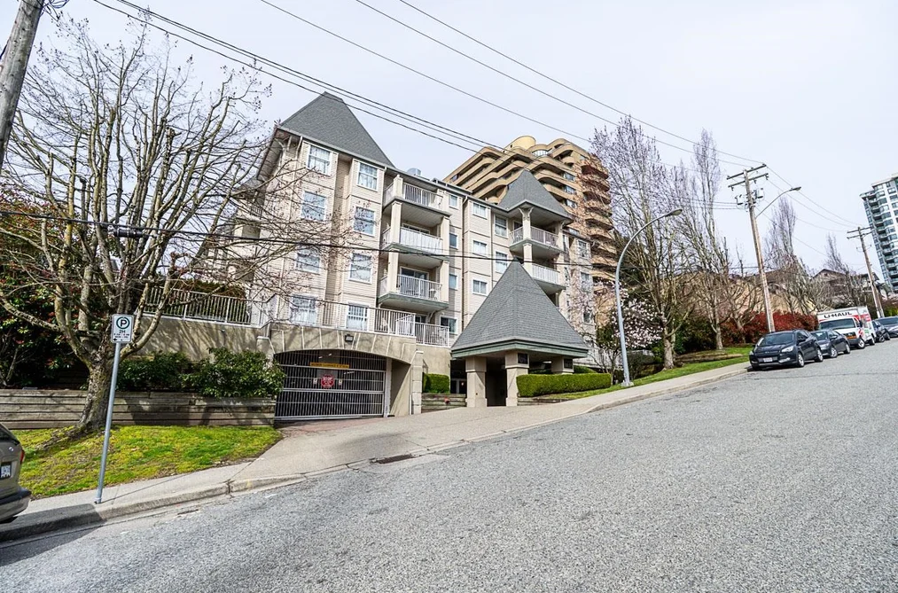 502 1035 AUCKLAND STREET, New Westminster BC V3M 1K9, New Westminster BC — Residential for Sale - Photo 2