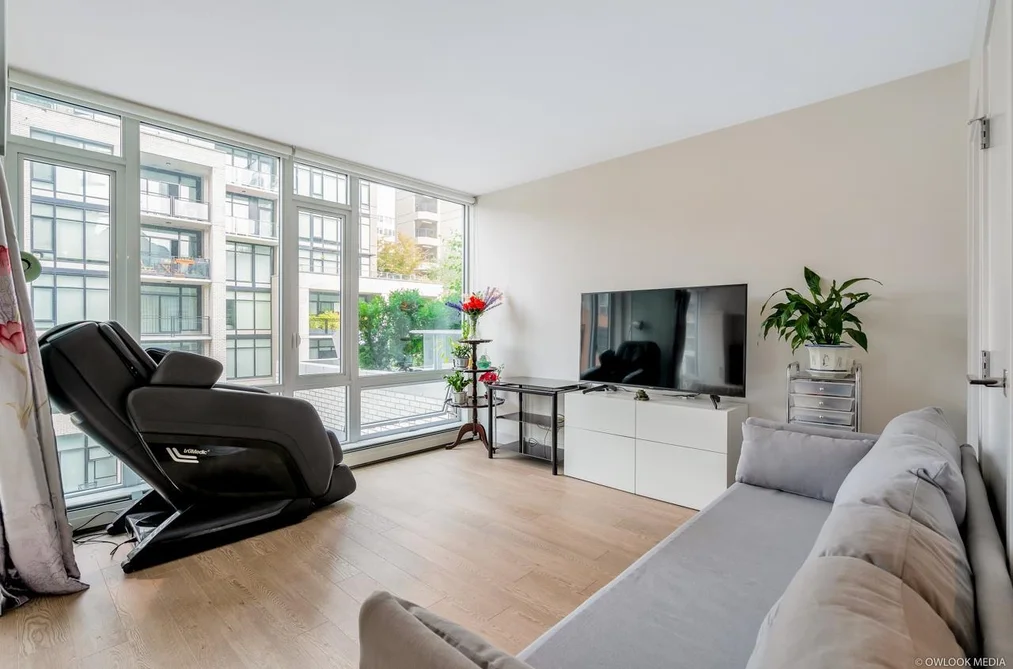 502 - 1283 Howe Street, Vancouver, BC - MLS: R3134681 - Photo 8 502 - 1283 Howe Street, Vancouver, BC - MLS: R3134681 - Photo 8