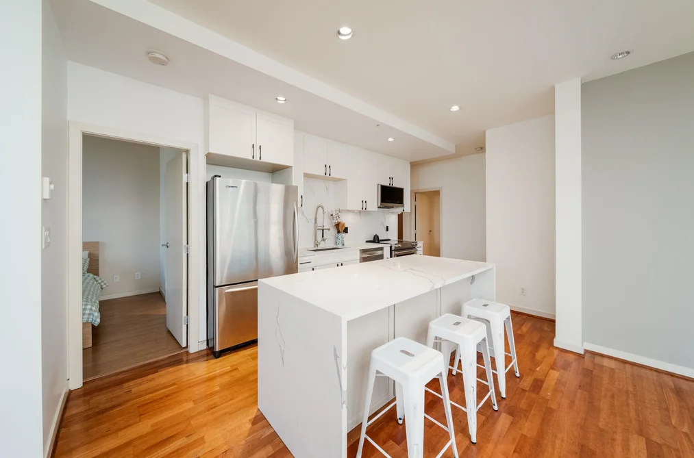 502 1333 W GEORGIA STREET, Vancouver BC V6E 4V3, Vancouver BC — Residential for Sale - Photo 4