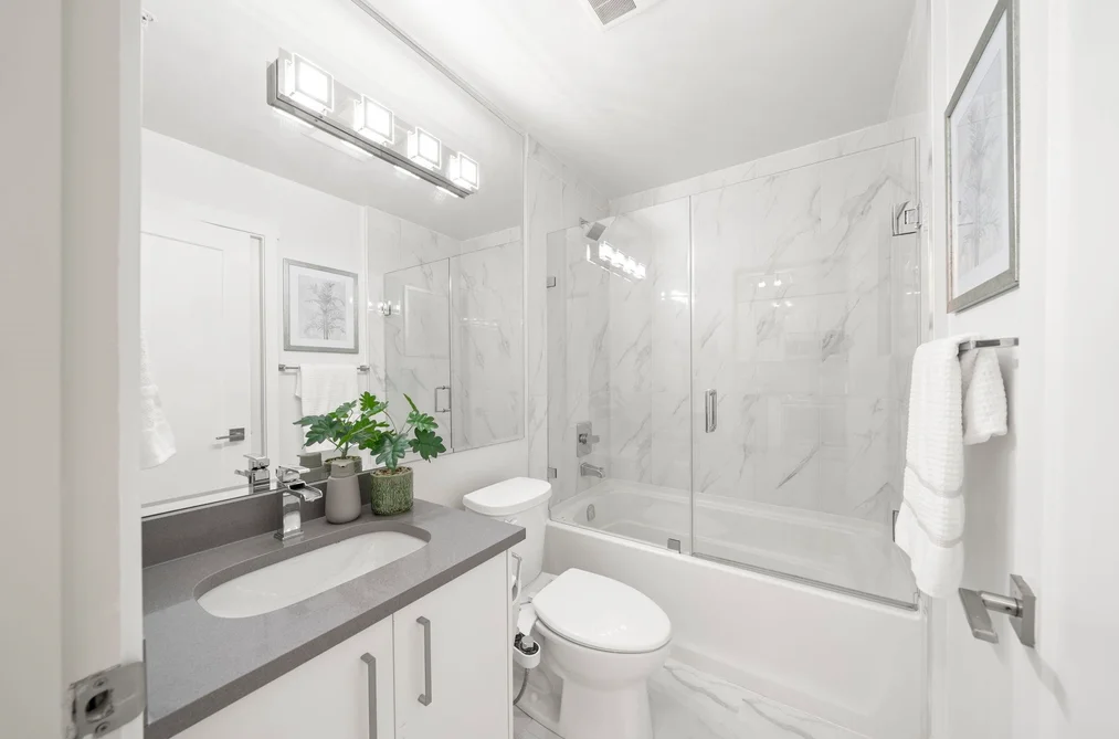 502 13978 FRASER HIGHWAY, Surrey BC V3T 0P2, Surrey BC — Residential for Sale — Photo 16 of 40