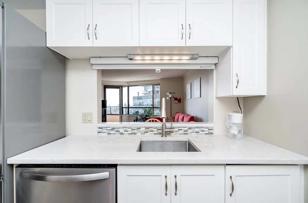 502 15111 RUSSELL AVENUE, White Rock BC V4B 2P4, White Rock BC — Residential for Sale - Photo 6
