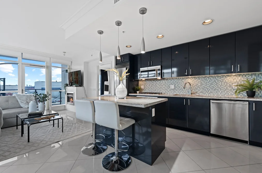 172 VICTORY SHIP WAY, North Vancouver BC V7L 0B5, North Vancouver BC — Residential for Sale - Photo 3