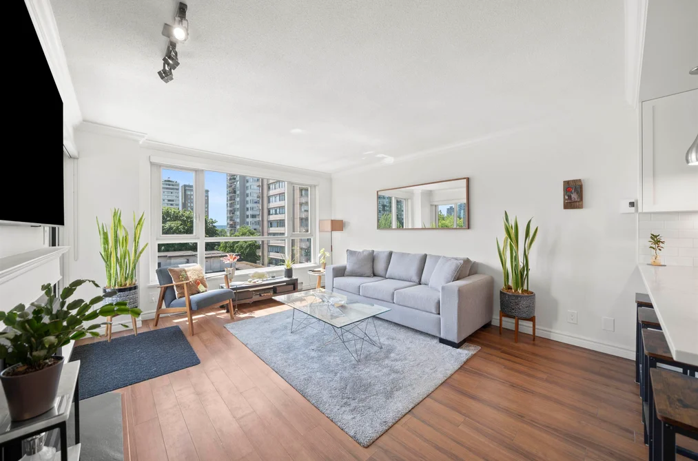 502 1838 NELSON STREET, Vancouver, BC — Residential for Sale — Photo 4 of 16