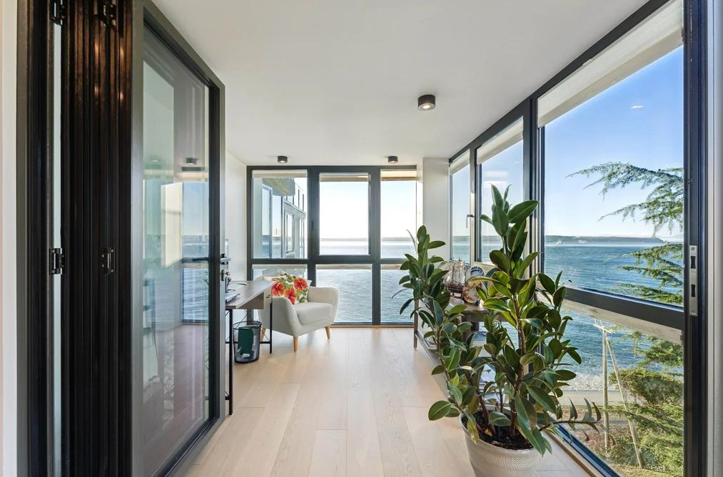 Condo for sale at 502 2090 Argyle Avenue West Vancouver British Columbia - MLS: R3079058