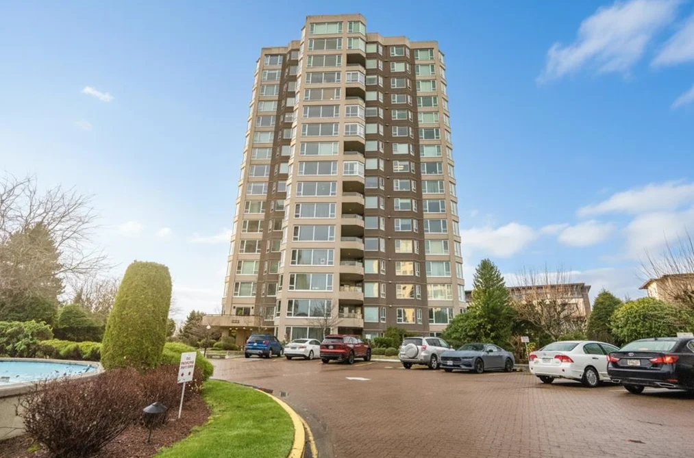 Condo for sale at 502 3170 Gladwin Road Abbotsford British Columbia - MLS: R3102334