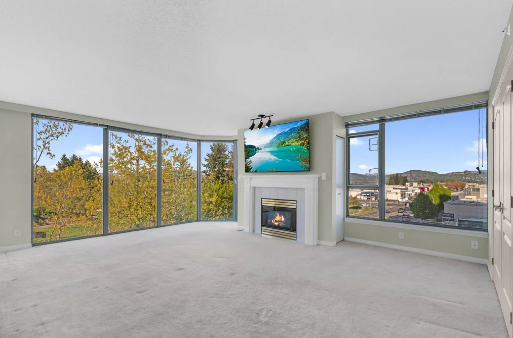 502 32330 SOUTH FRASER WAY, Abbotsford BC V2T 1X1, Abbotsford BC — Residential for Sale - Photo 3