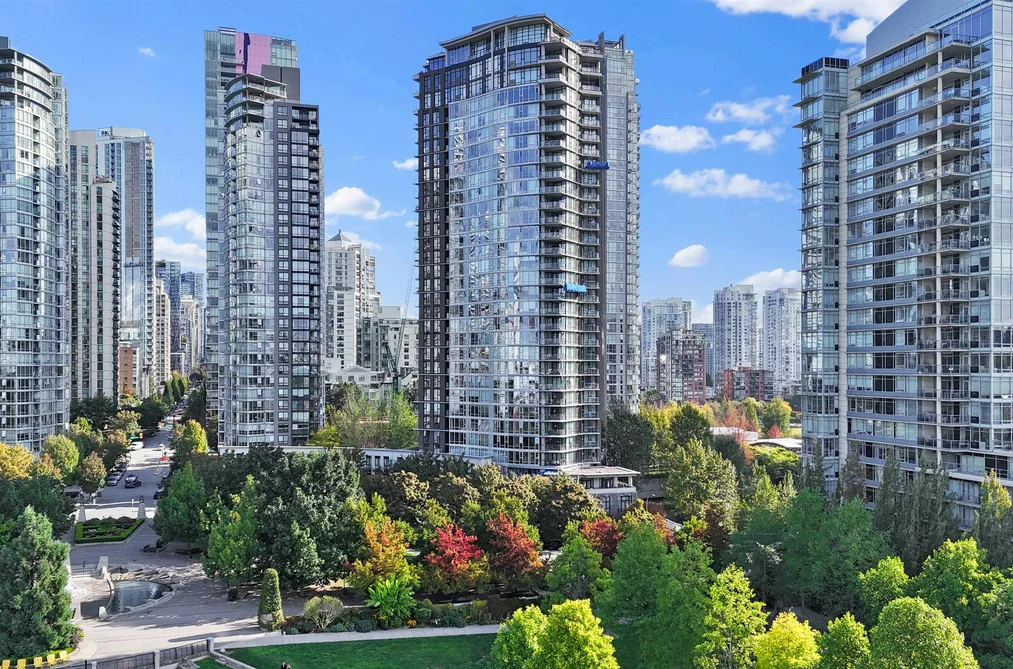Condo for sale at 502 455 Beach Crescent Vancouver British Columbia - MLS: R3165184