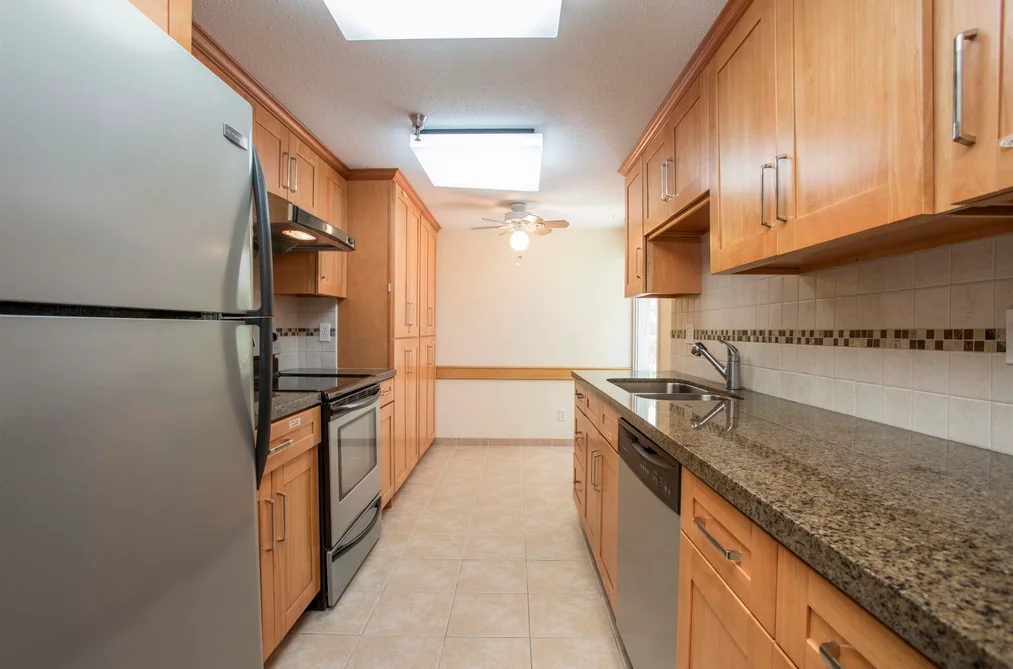 502 5733 CAMBIE STREET, Vancouver BC V5Z 4H2, Vancouver BC — Residential for Sale — Photo 5 of 40