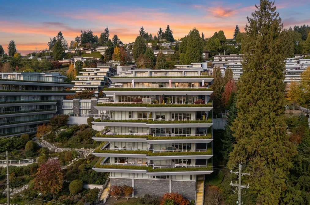 502 - 866 Arthur Erickson Place, West Vancouver, BC - MLS: R3179728 - Photo 4 502 - 866 Arthur Erickson Place, West Vancouver, BC - MLS: R3179728 - Photo 4
