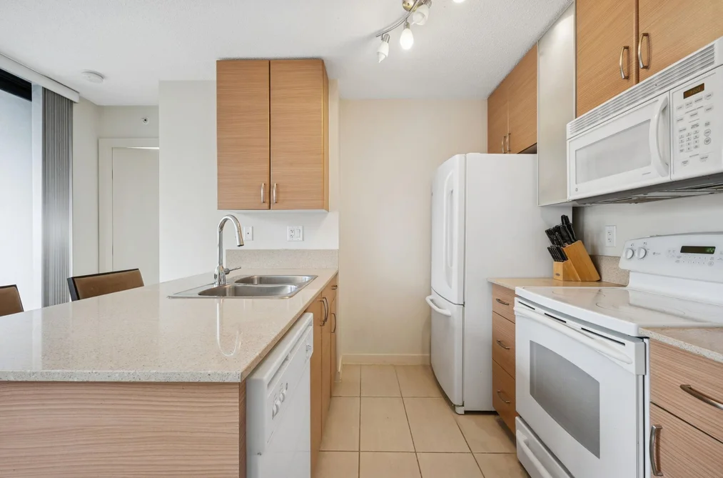 502 977 MAINLAND STREET, Vancouver BC V6B 1T2, Vancouver BC — Residential for Sale - Photo 5