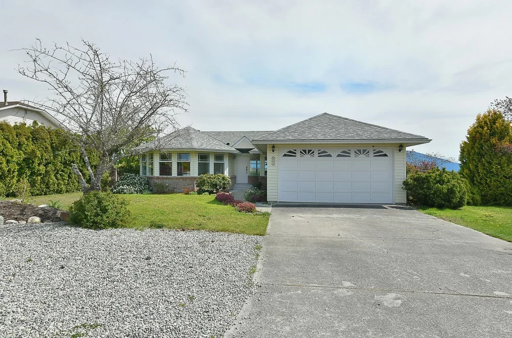 502 EAGLECREST DRIVE, Gibsons BC V0N 1V8, Gibsons BC — Residential for Sale - Photo 3