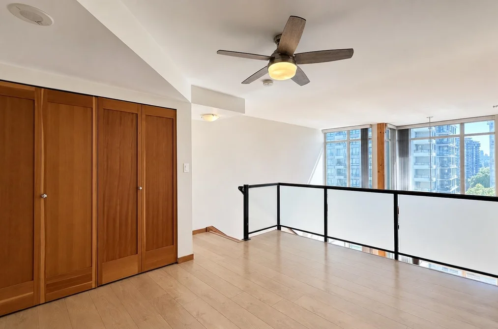 503 10 RENAISSANCE SQUARE, New Westminster BC V3M 7B1, New Westminster BC — Residential for Sale — Photo 13 of 25
