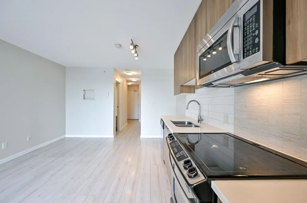 503 13325 102A AVENUE, Surrey BC V3T 1P6, Surrey BC — Residential for Sale — Photo 10 of 28