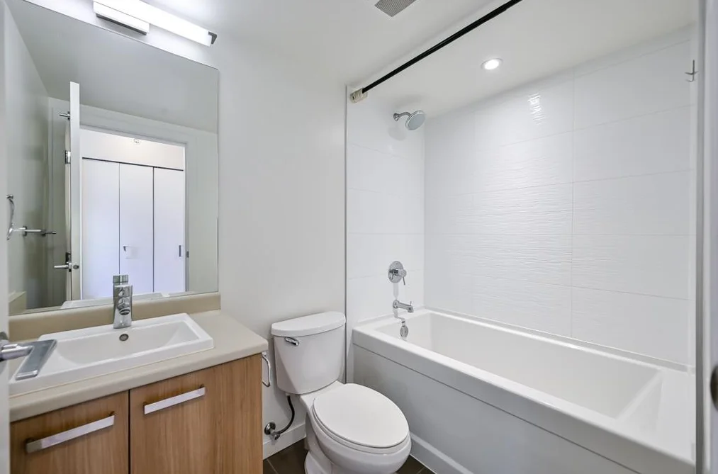 503 13325 102A AVENUE, Surrey BC V3T 1P6, Surrey BC — Residential for Sale — Photo 18 of 28