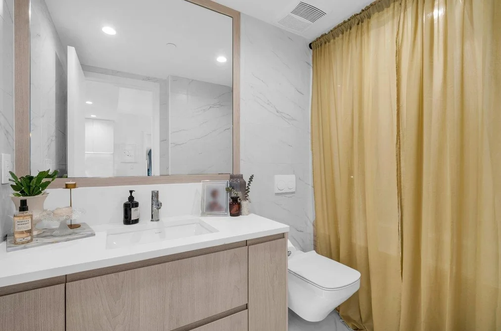 503 177 W 3RD STREET, North Vancouver BC V7M 0G5, North Vancouver BC — Residential for Sale — Photo 11 of 24