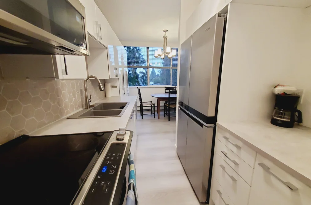 503 1785 ESQUIMALT AVENUE, West Vancouver BC V7V 1R7, West Vancouver BC — Residential for Sale - Photo 4