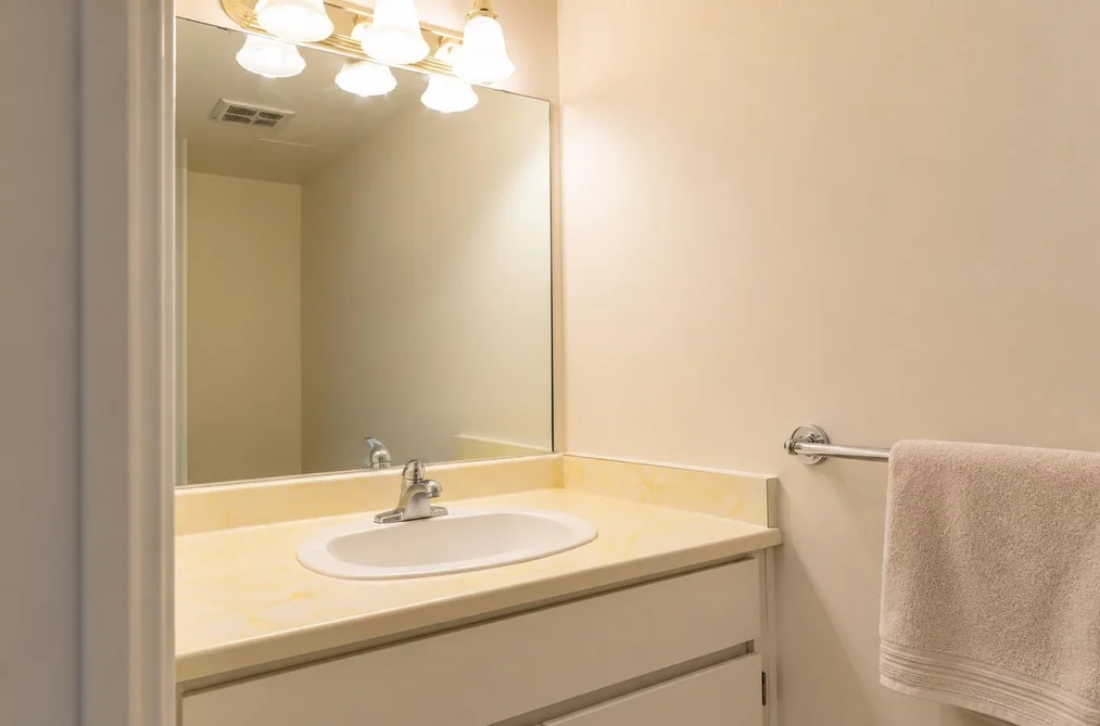 503 2020 FULLERTON AVENUE, North Vancouver BC V7P 3G3, North Vancouver BC — Residential for Sale — Photo 12 of 36