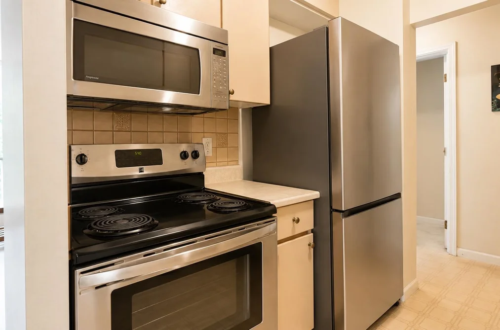 503 2020 FULLERTON AVENUE, North Vancouver BC V7P 3G3, North Vancouver BC — Residential for Sale — Photo 14 of 36