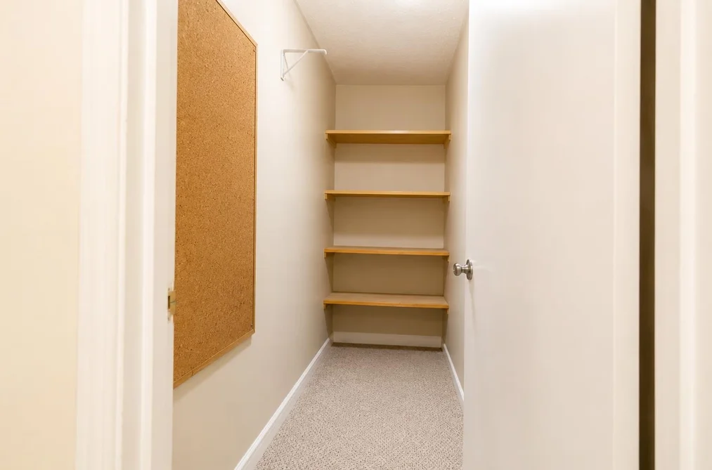 503 2020 FULLERTON AVENUE, North Vancouver BC V7P 3G3, North Vancouver BC — Residential for Sale — Photo 31 of 36
