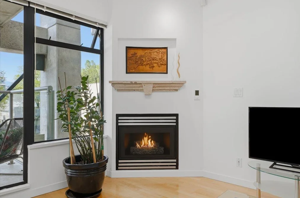 503 2228 MARSTRAND AVENUE, Vancouver BC V6K 4T1, Vancouver BC — Residential for Sale — Photo 3 of 24