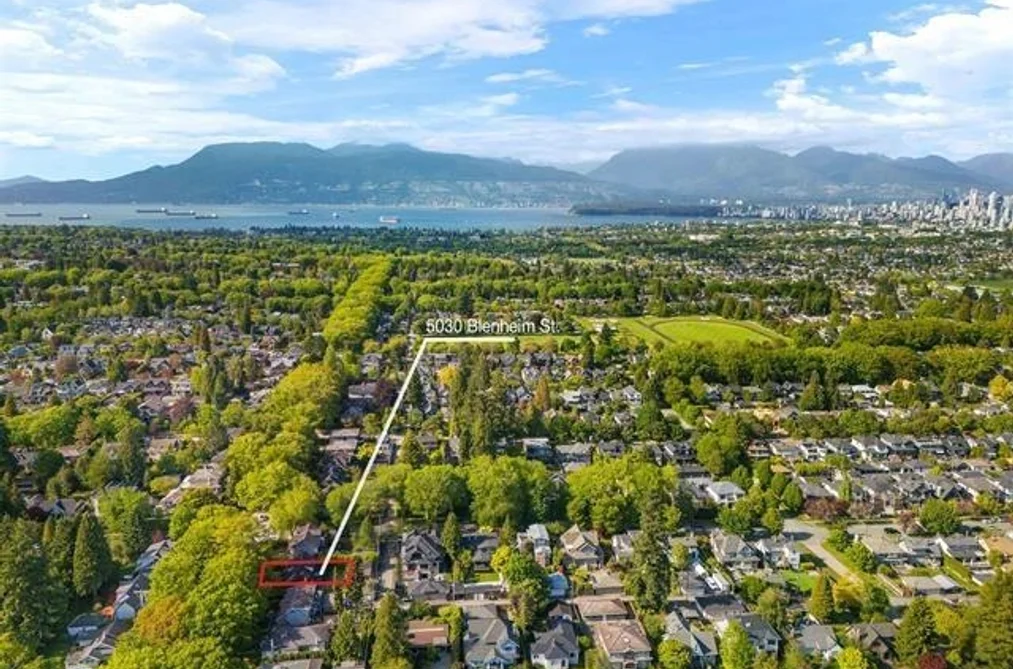 House for sale at 5030 Blenheim Street Vancouver British Columbia - MLS: R3096664