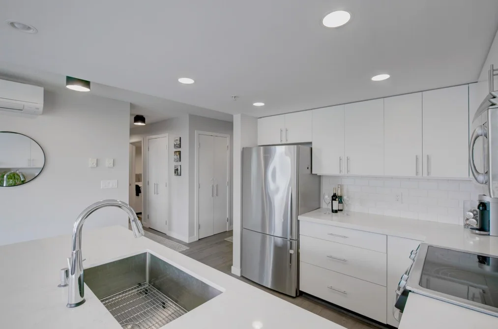 504 125 MILROSS AVENUE, Vancouver BC V6A 0A1, Vancouver BC — Residential for Sale - Photo 5
