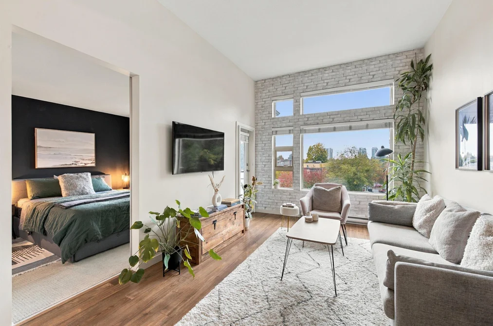 1677 Lloyd Ave Unit 504, North Vancouver, BC - MLS: R3172221