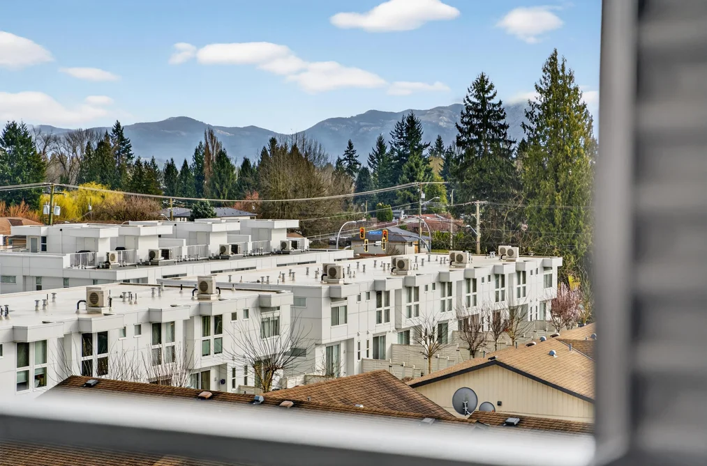 Condo for sale at 504 2555 Ware Street Abbotsford British Columbia - MLS: R3099133