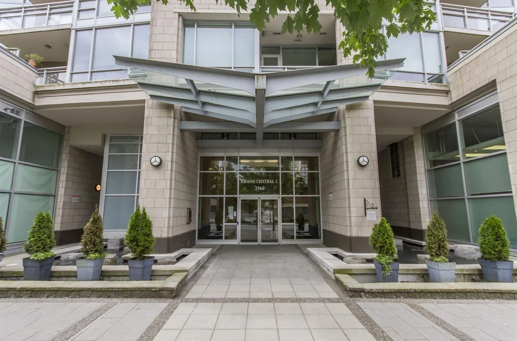 504 2968 GLEN DRIVE, Coquitlam BC V3B 0C4, Coquitlam BC — Residential for Sale - Photo 2