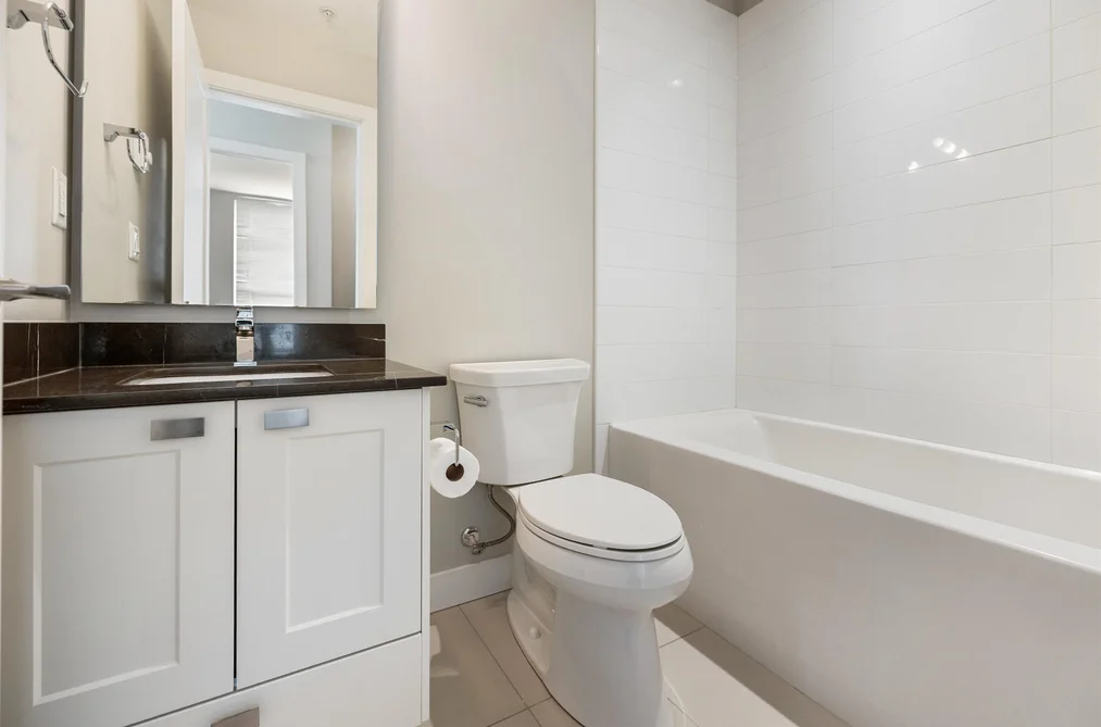 504 3080 GLADWIN ROAD, Abbotsford, BC — Residential for Sale — Photo 18 of 39