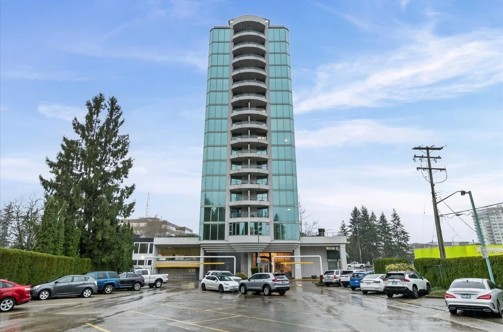 504 32330 SOUTH FRASER WAY, Abbotsford BC V2T 1X1, Abbotsford BC — Residential for Sale - Photo 2