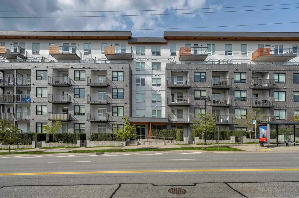 Condo for sale at 504 645 Como Lake Avenue Coquitlam British Columbia - MLS: R3114036