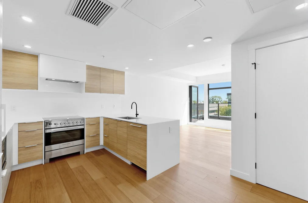 504 6485 MANITOBA STREET, Vancouver BC V5Y 0P7, Vancouver BC — Residential for Sale — Photo 10 of 37
