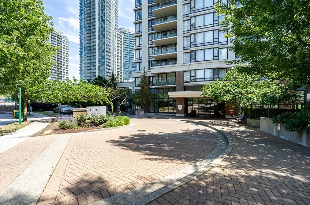 504 7328 ARCOLA STREET, Burnaby BC V5E 0A7, Burnaby BC — Residential for Sale - Photo 2