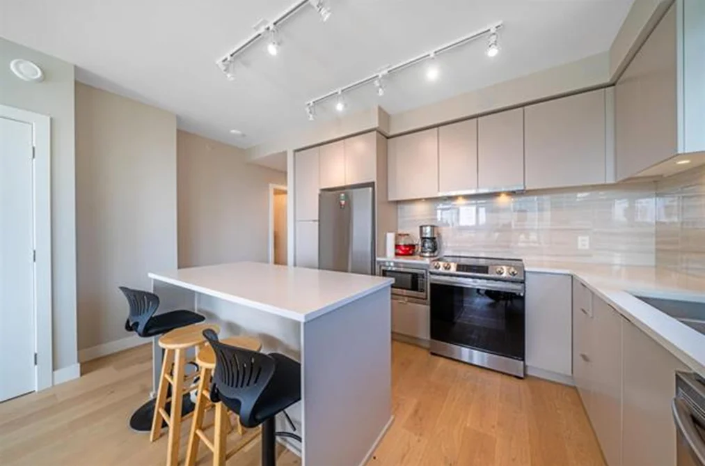 504 8761 UNIVERSITY CRESCENT, Burnaby BC V5A 4Y8, Burnaby BC — Residential for Sale - Photo 4