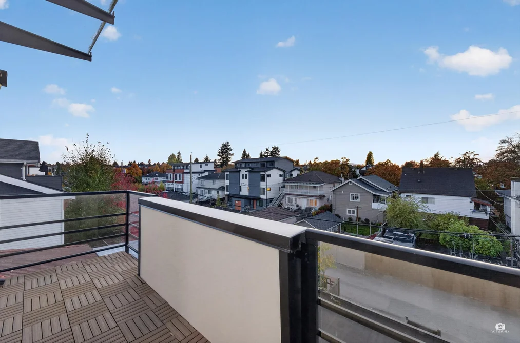 5043 Chambers Street, Vancouver, BC - Townhouse for Sale - Photo 33 of 37 5043 Chambers Street, Vancouver, BC - Townhouse for Sale - Photo 33 of 37