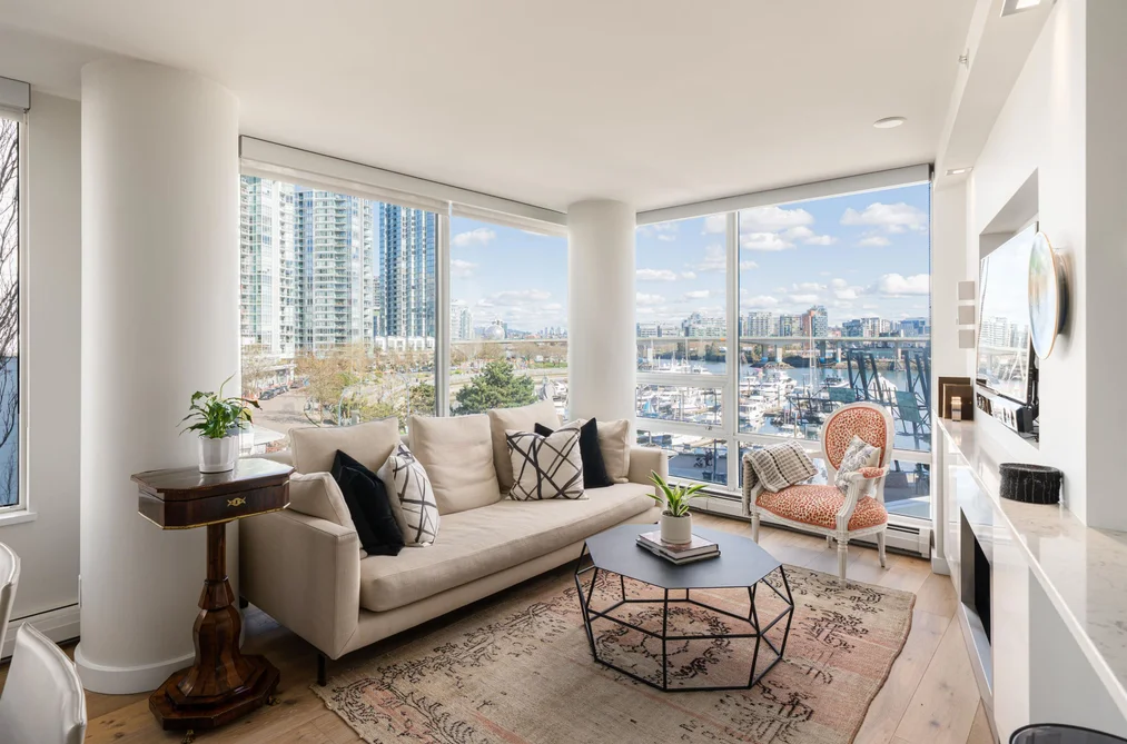 505 1201 MARINASIDE CRESCENT, Vancouver BC V6Z 2V2, Vancouver BC — Residential for Sale - Photo 2