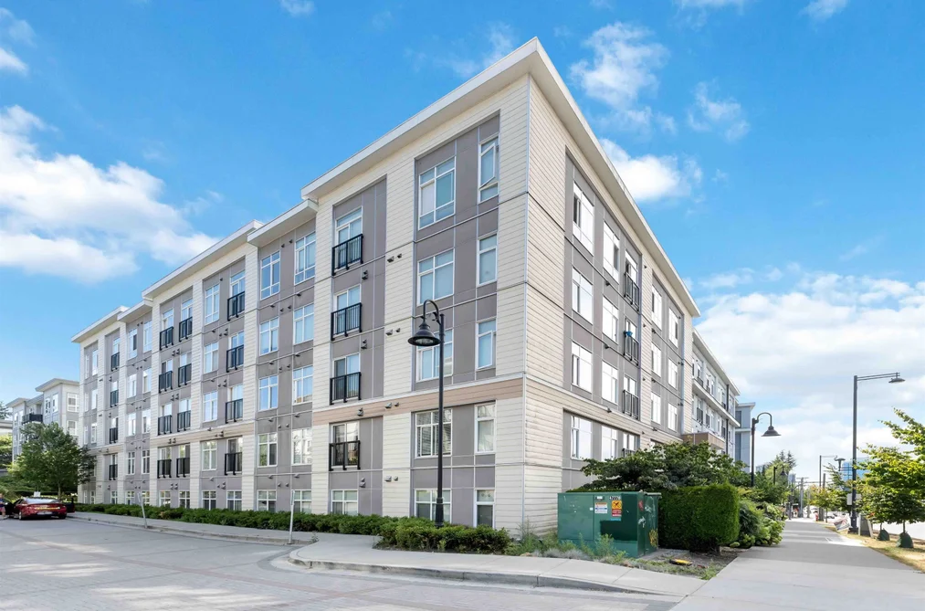 Condo for sale at 505 13728 108 Avenue Surrey British Columbia - MLS: R3165341