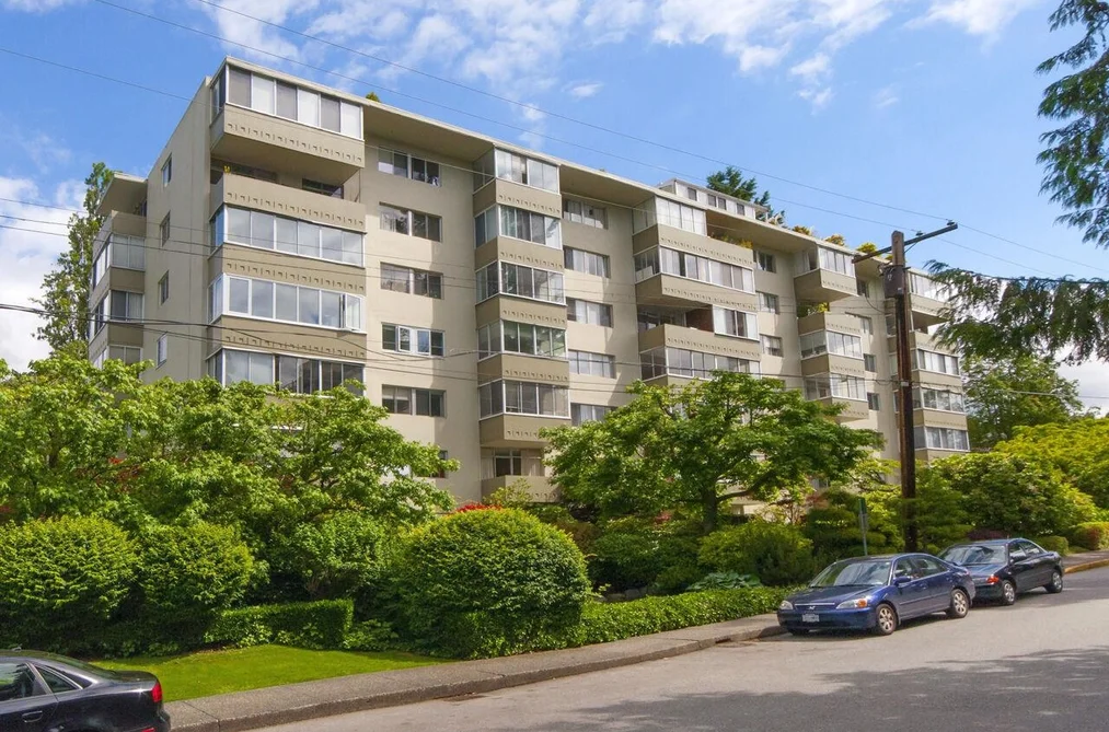 505 1425 ESQUIMALT AVENUE, West Vancouver BC V7T 1L1, West Vancouver BC — Residential for Sale - Photo 2