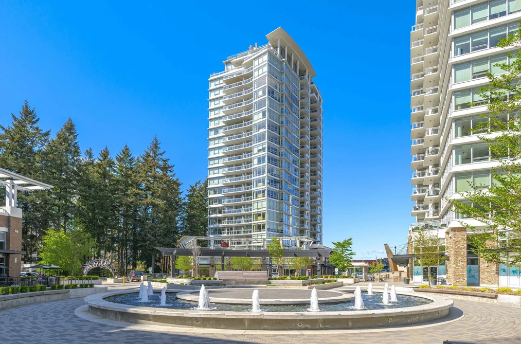 Condo for sale at 505 15152 Russell Avenue White Rock British Columbia - MLS: R3154012