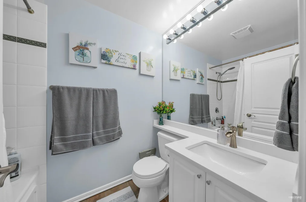 505 215 TWELFTH STREET, New Westminster BC V3M 4H4, New Westminster BC — Residential for Sale - Photo 4